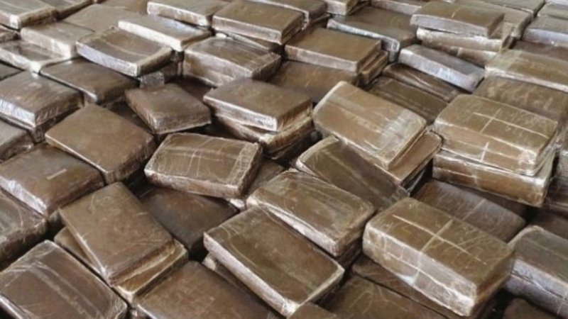 حبس 3 أشقاء 4 أيام على ذمة التحقيق بحوزتهم مواد مخدرة بمحافظة القليوبية