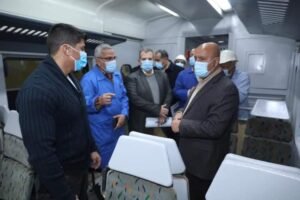 وزير النقل يتفقد ورش كوم ابو راضى ببني سويف المتخصصة في إجراء العمرات المختلفة لكافة أنواع العربات 2 وزير النقل يتفقد ورش كوم ابو راضى ببني سويف المتخصصة في إجراء العمرات المختلفة لكافة أنواع العربات