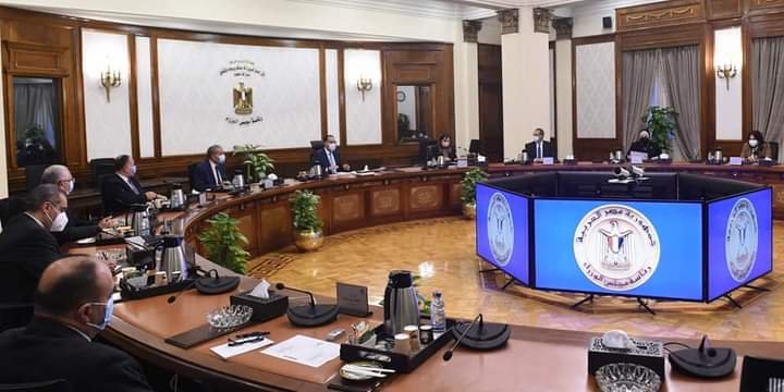 مدبولي يتابع خطة زيادة الصادرات المصرية وتعميق التصنيع المحلي