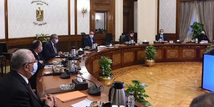مدبولي يتابع خطة زيادة الصادرات المصرية وتعميق التصنيع المحلي