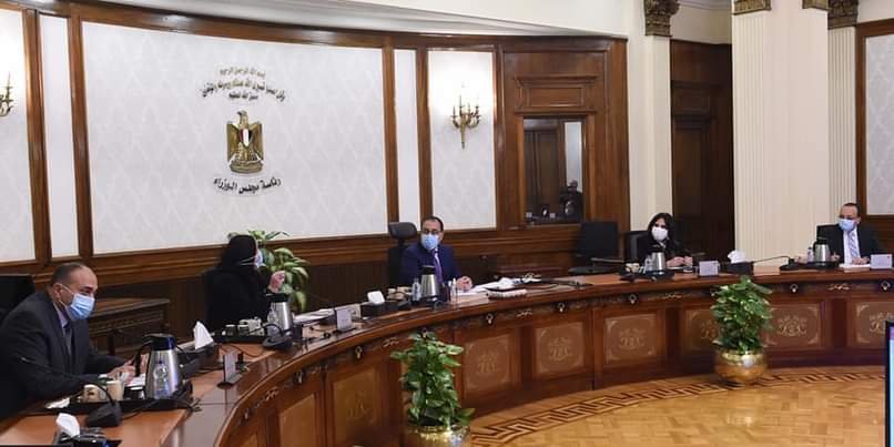 مدبولي يستكمل متابعة خطوات تنفيذ 100 إجراء مقترحة لتحفيز قطاع الصناعة 2 مدبولي يستكمل متابعة خطوات تنفيذ 100 إجراء مقترحة لتحفيز قطاع الصناعة
