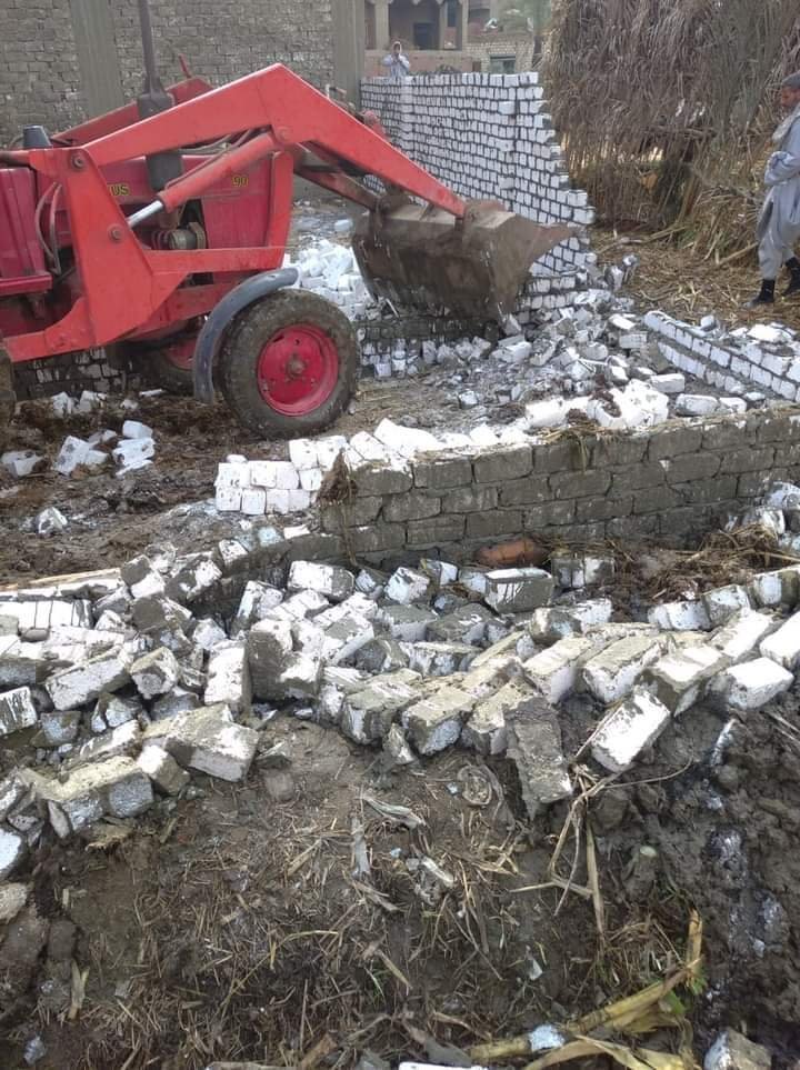 وكيل زراعة الفيوم إزالة 8 حالات تعدى على الأرض الزراعية بمركز إطسا وسنورس