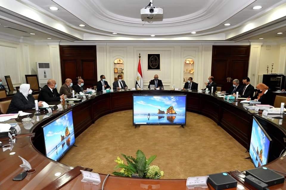 وزير الإسكان يترأس اجتماع لجنة متابعة تنفيذ المبادرة الرئاسية"حياة كريمة" لتطوير الريف المصري 1 وزير الإسكان يترأس اجتماع لجنة متابعة تنفيذ المبادرة الرئاسية"حياة كريمة" لتطوير الريف المصري