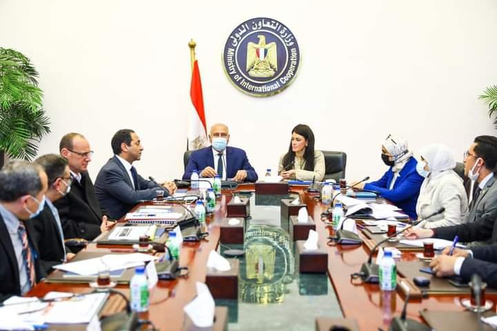 المشاط والفريق كامل الوزير يستعرضان التمويلات الميسرة لقطاع النقل خلال العام الجاري 2022