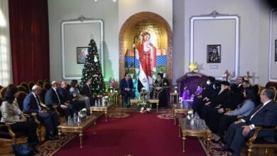 رئيس الوزراء يهنئ البابا تواضروس الثاني بمناسبة عيد الميلاد المجيد