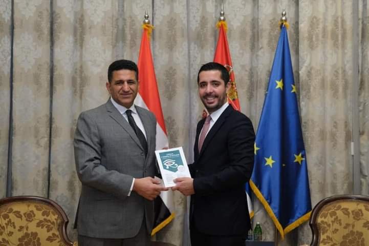 الجويلي يناقش تعزيز التعاون في مجالات الإنشاءات والنقل والطيران المدني مع صربيا