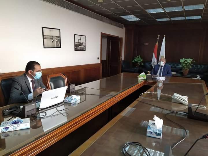 عبد العاطى يتابع موقف المشروعات القومية الجارى تنفيذها لتنمية جنوب الوادى وسيناء وغرب الدلتا 2 عبد العاطى يتابع موقف المشروعات القومية الجارى تنفيذها لتنمية جنوب الوادى وسيناء وغرب الدلتا