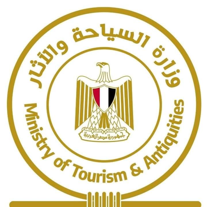 العناني يصدر ثلاثة قرارات لتسجيل كل من دير المحارب تاواضرس وحمامات حلوان الكبريتية وزاوية الأجداد