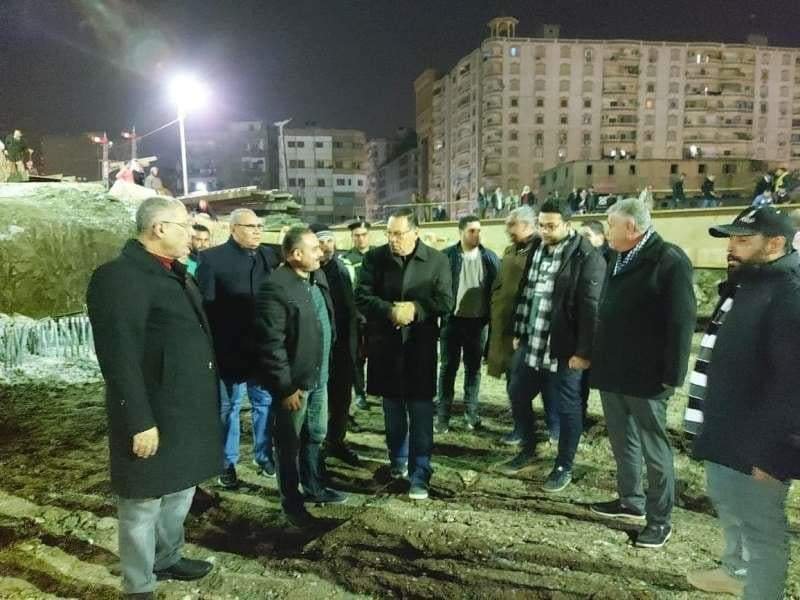 غراب يُتابع أعمال الإنشاء الجارية بنفق عرابي بمدينة الزقازيق 2 غراب يُتابع أعمال الإنشاء الجارية بنفق عرابي بمدينة الزقازيق