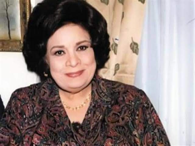 عطاء استمر حتى وفاتها ومن أشهر أفلامها "الحفيد".. في ذكرى رحيل ماما نونة "كريمة مختار" 4 عطاء استمر حتى وفاتها ومن أشهر أفلامها "الحفيد".. في ذكرى رحيل ماما نونة "كريمة مختار"