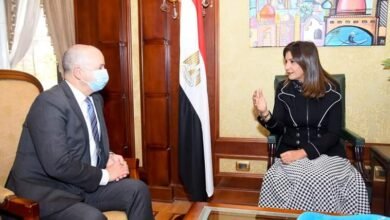 مكرم تبحث مع السفير الكندي سبل التعاون في مجال الهجرة
