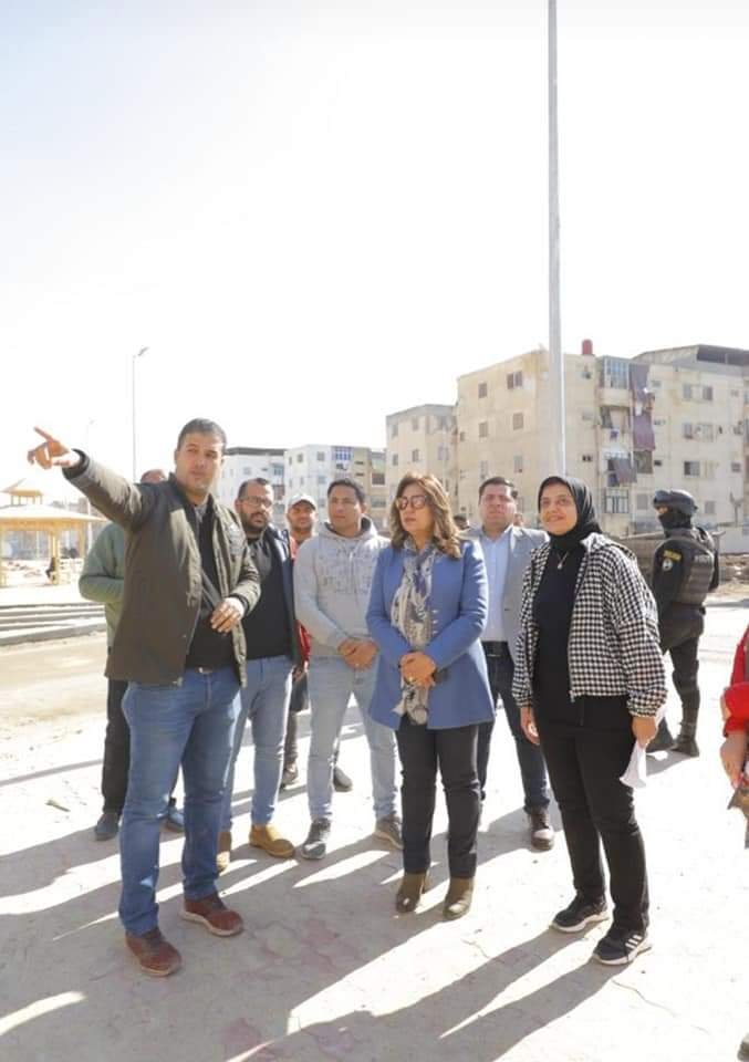 محافظ دمياط تتابع الأعمال الجارية بمشروع تطوير شارع الدكتور مشرفة "الترعة الشرقاوية"