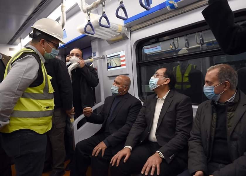 مدبولي يتابع التشغيل التجريبي للقطار الكهربائي الخفيف LRT 3 مدبولي يتابع التشغيل التجريبي للقطار الكهربائي الخفيف LRT