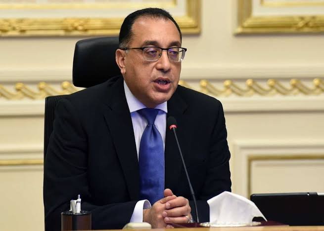 مدبولي يُكلف بسرعة تسكين وتشغيل سوق الجملة ببرج العرب