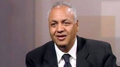 مصطفى بكري يواصل هجومه على «أصحاب ولا أعز»