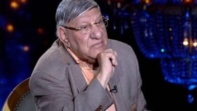 إصابة الإعلامي مفيد فوزى بكسر في مفصل الكتف