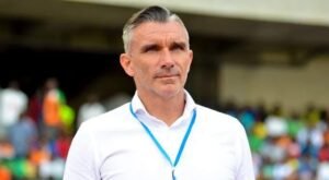 كارتيرون يضع خطة تجهيز لاعبي الزمالك لكأس الرابطة 2 كارتيرون يضع خطة تجهيز لاعبي الزمالك لكأس الرابطة