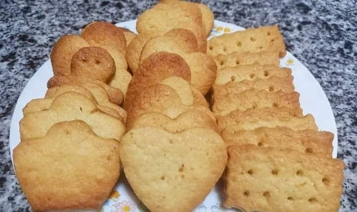 البسكويت المقرمش ...مقدم من الشيف: منى التابعي 2 البسكويت المقرمش ...مقدم من الشيف: منى التابعي