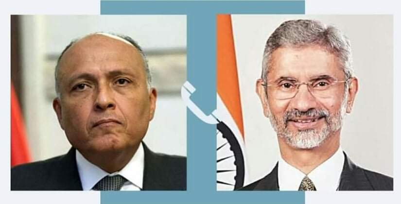 شكري يتلقى اتصالاً هاتفياً من نظيره الهندي