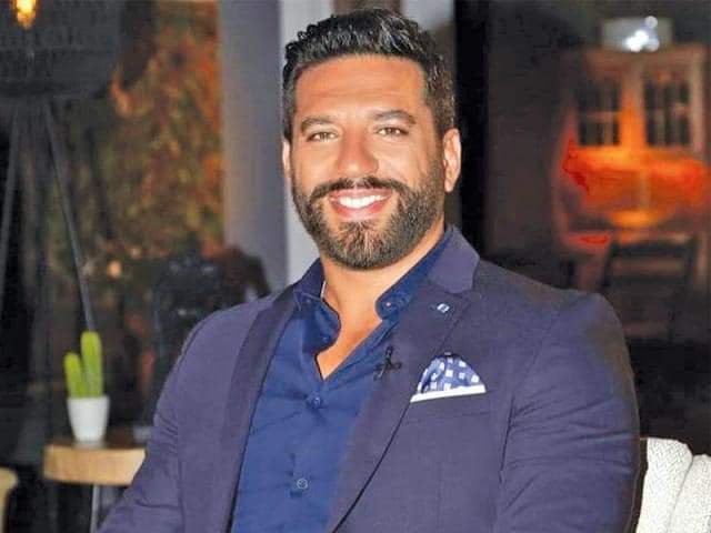 حسن الرداد وعمرو يوسف سويا في "كازانوفا" على خشبة المسرح 