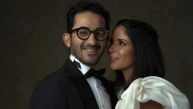 أحمد حلمي يرد على منتقدي منى زكي بشأن دورها في فيلم "أصحاب ولا أعز"