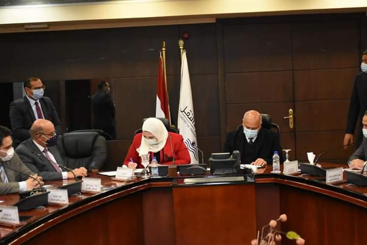 وزيرا النقل والتضامن يوقعان بروتوكول تعاون خاص بإتاحة محطات السكك الحديدية والمترو لتيسير نقل ذوي الإعاقة 2 وزيرا النقل والتضامن يوقعان بروتوكول تعاون خاص بإتاحة محطات السكك الحديدية والمترو لتيسير نقل ذوي الإعاقة