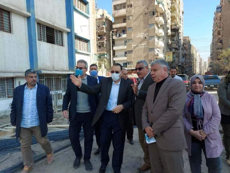 غراب يتفقد أعمال التطوير الجارية بمنطقتي القومية وفلل الجامعة بمدينة الزقازيق 2 غراب يتفقد أعمال التطوير الجارية بمنطقتي القومية وفلل الجامعة بمدينة الزقازيق