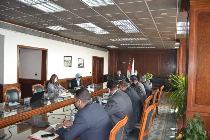 العناني وعبد العاطي يناقشان عدد من الموضوعات المشتركة بين الوزارتين 4 العناني وعبد العاطي يناقشان عدد من الموضوعات المشتركة بين الوزارتين