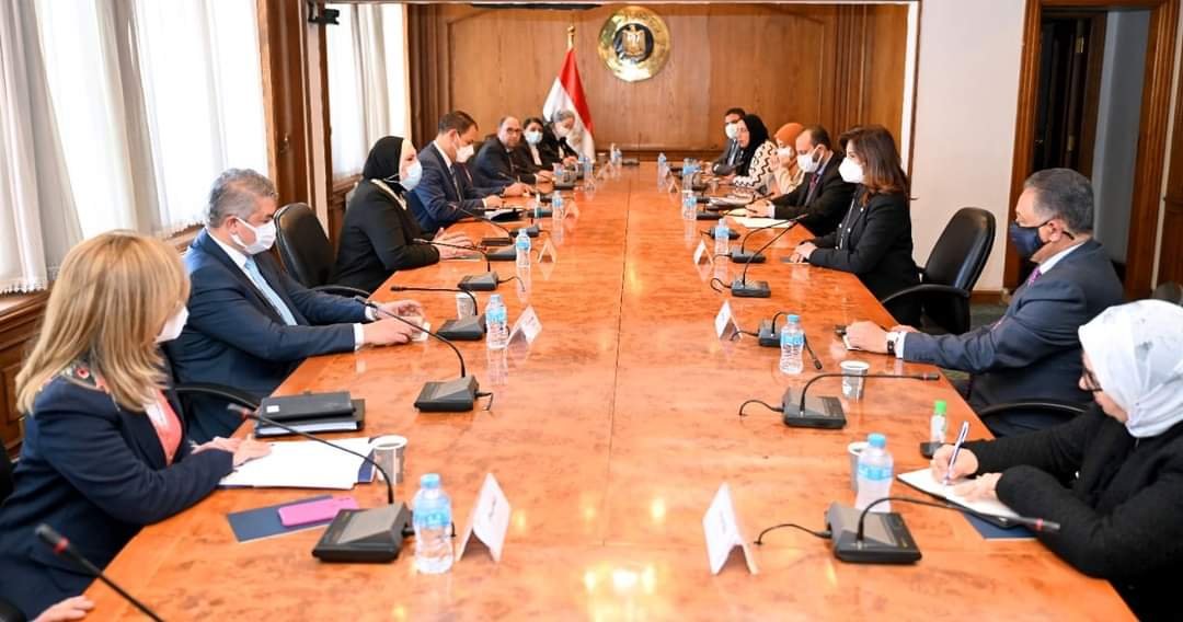 وزيرة التجارة تبحث مع وزيرة الهجرة استعدادت عقد مؤتمر مصر تستطيع بالصناعة 1 وزيرة التجارة تبحث مع وزيرة الهجرة استعدادت عقد مؤتمر مصر تستطيع بالصناعة