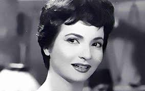 "معبودة الجماهير والزوجة 13".. نجمة الشباك الاولى لأكثر من ربع قرن.. في ذكرى ميلاد شادية