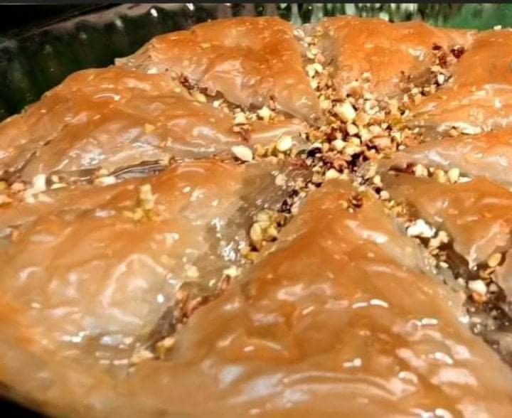 البقلاوة ... مقدمة من الشيف: رانيا عاطف 2 البقلاوة ... مقدمة من الشيف: رانيا عاطف