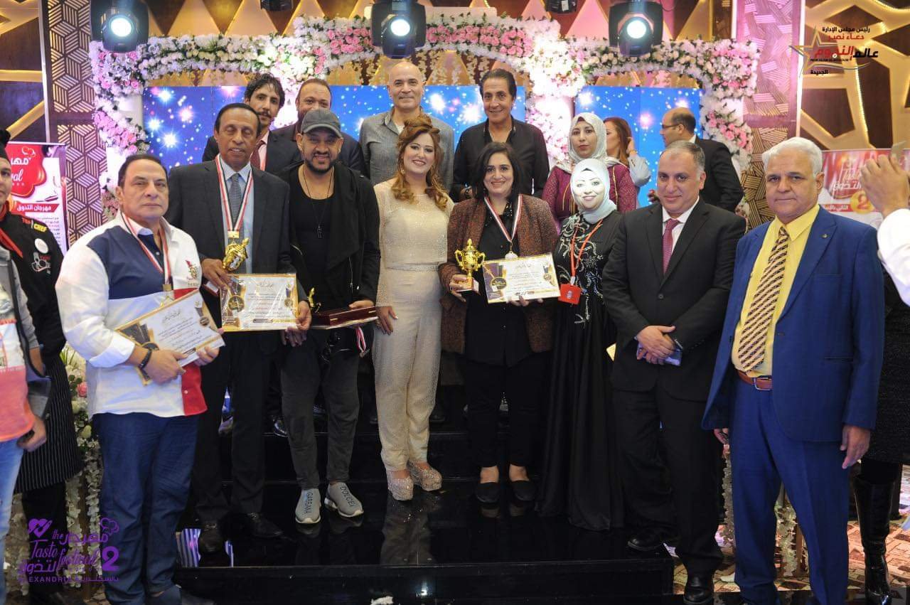 السيرة الذاتية للصحفية والإعلامية د. دعاء نصر 16 السيرة الذاتية للصحفية والإعلامية د. دعاء نصر