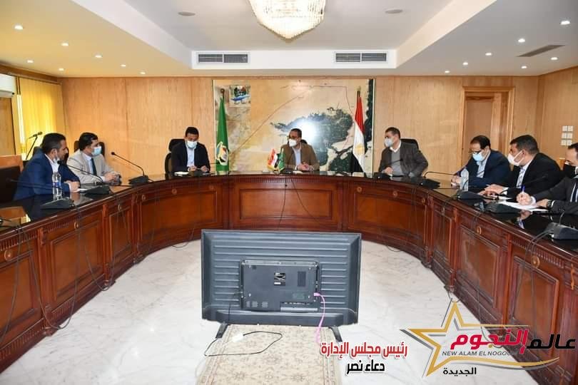 محافظ الفيوم يبحث آليات إنشاء خريطة معلوماتية متكاملة للأنشطة والمشروعات 2 محافظ الفيوم يبحث آليات إنشاء خريطة معلوماتية متكاملة للأنشطة والمشروعات