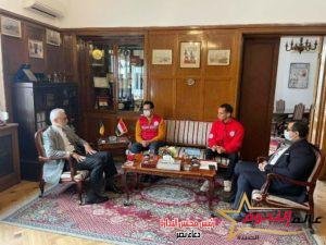 وصول الهلال الأحمر المصري إلى رومانيا للمشاركة في جهود الإغاثة علي الحدود الرومانية الأوكرانية 2 وصول الهلال الأحمر المصري إلى رومانيا للمشاركة في جهود الإغاثة علي الحدود الرومانية الأوكرانية