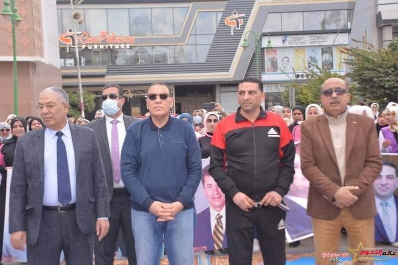 غراب يشهد انطلاق فعاليات ماراثون المشي بمدينة الزقازيق 4 غراب يشهد انطلاق فعاليات ماراثون المشي بمدينة الزقازيق