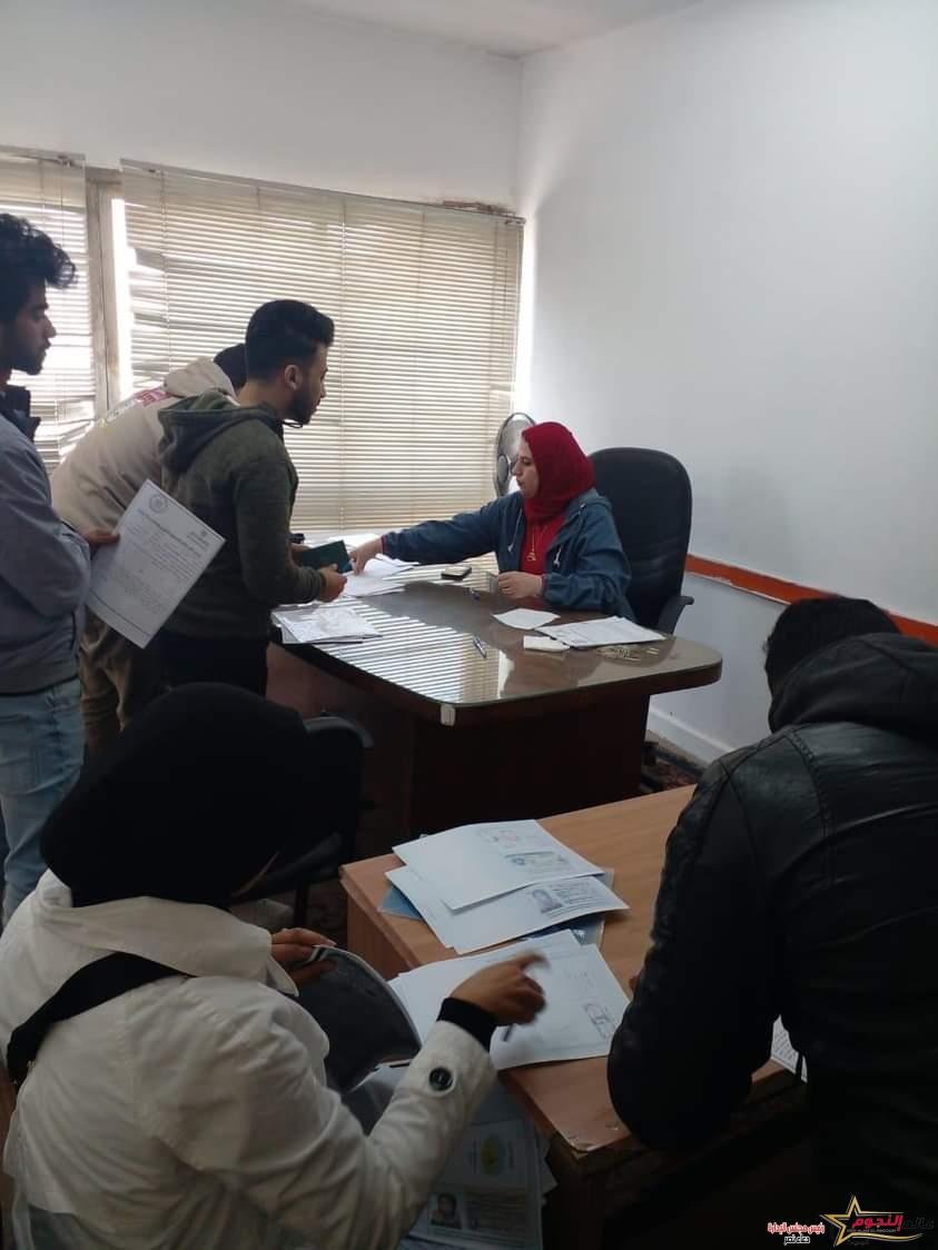 وزارة الهجرة تبدأ تلقي أوراق الطلاب المصريين العائدين من أوكرانيا الراغبين في الدراسة بمصر