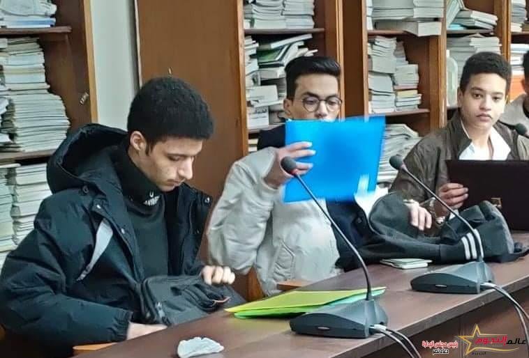 وزارة الهجرة تبدأ تلقي أوراق الطلاب المصريين العائدين من أوكرانيا الراغبين في الدراسة بمصر