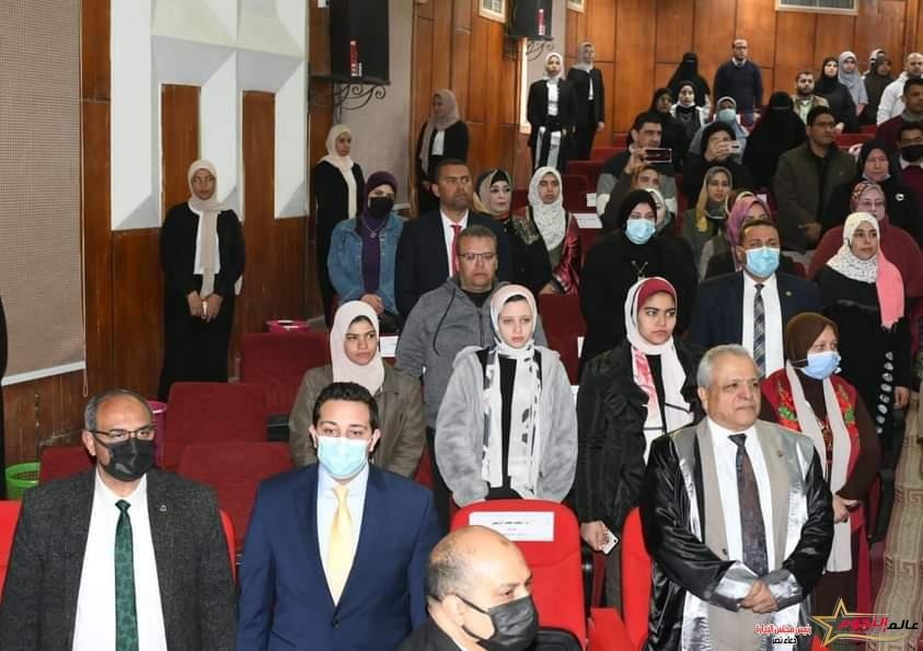 محافظ الفيوم يشهد احتفالية الجامعة بعيد العلم الرابع عشر