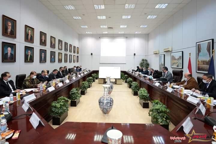  العناني يترأس مجلس إدارة المجلس الأعلى للآثار