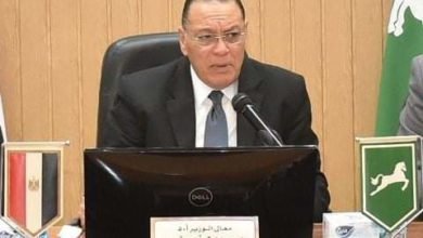 غراب يُشدد على متابعة نسب تنفيذ المشروعات التنموية والخدمية الجارية وتوصيل المياه للمنازل بقرى الحسينية 