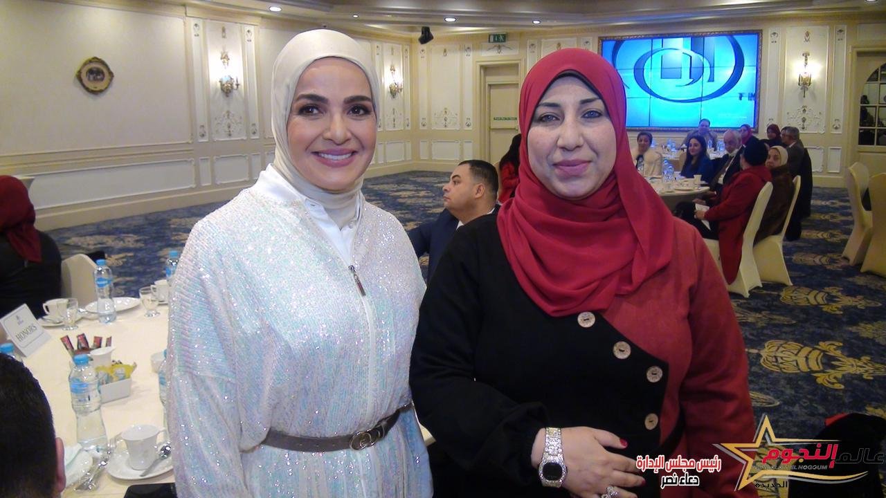 تكريم الفنانة منى عبد الغني في حفل شرفت مصر الموسم الثالث