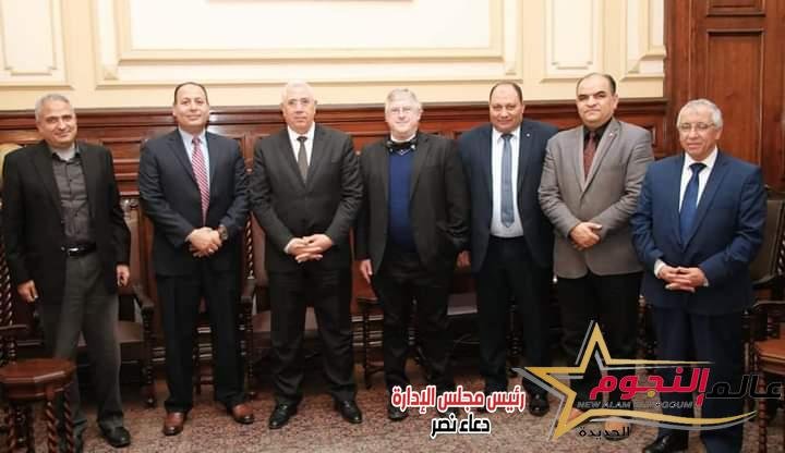 وزير الزراعة يبحث مع ممثل جامعة فلوريدا الأمريكية تخفيض أسعار شتلات الفراولة وإنشاء مركزا عالميا لإنتاج أجود الأصناف