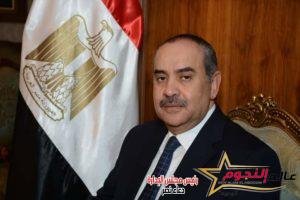 وزير الطيران يتفقد مكتب مبيعات مصر للطيران بمصر الجديدة 