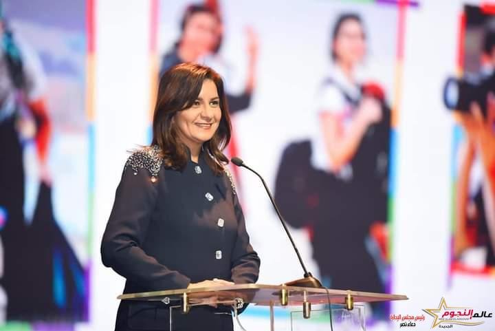 مكرم تشارك في حفل تخرج 300 طالب مصري وحصولهم على جائزة "دوق إدنبرة