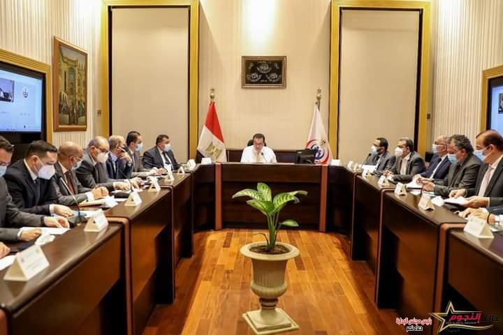 عبدالغفار: انخفاض أعداد الإصابات بنسبة 54%.. وانخفاض أعداد الوفيات بنسبة 45% خلال الأسبوع الماضي 1 عبدالغفار: انخفاض أعداد الإصابات بنسبة 54%.. وانخفاض أعداد الوفيات بنسبة 45% خلال الأسبوع الماضي