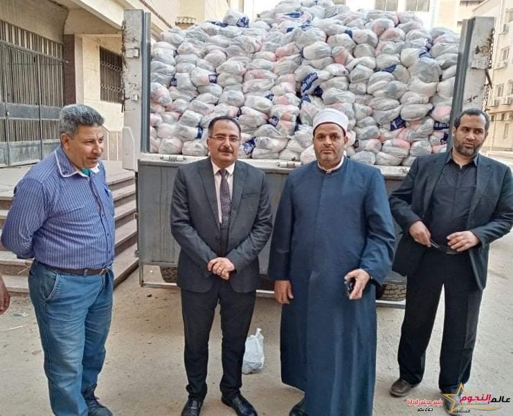 التضامن الإجتماعي : توزيع 3 طن لحوم و 3 آلاف شنطة مواد تموينية على المستحقين من أبناء المحافظة
