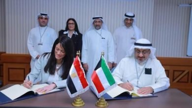 المشاط توقع مع الصندوق الكويتي للتنمية اتفاق منحة بقيمة 2.5 مليون دولار لإعداد دراسات جدوى مشروع إنشاء خط الربط السككي بين مصر والسودان