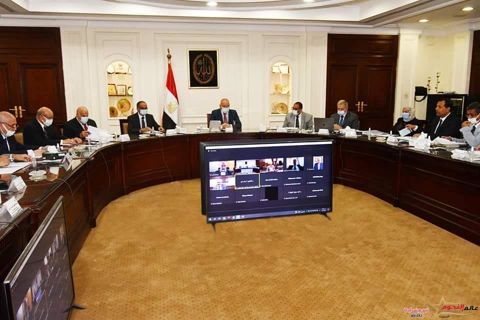 الإسكان: "الشركة القابضة للمياه والصرف" تعتمد القوائم المالية والحسابات الختامية للشركة