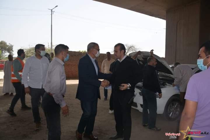 الهجان يتفقد الموقع الجديد المخصص لفحص السيارات أسفل كوبري الزقازيق ببنها