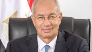 زكي: جاري العمل على تطوير موانئ السخنة وغرب بورسعيد والعريش لتعزيز القدرة التنافسية لها